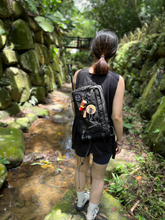 Load image into Gallery viewer, Tenkara Tactical Sling Pack V2 - Black Multicam