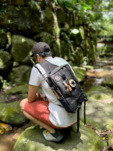 Load image into Gallery viewer, Tenkara Tactical Sling Pack V2 - Black Multicam