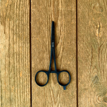 Load image into Gallery viewer, Yonahpacks Tenkara Gear Forceps