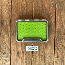Load image into Gallery viewer, Slim Waterproof Silicone Fly Box